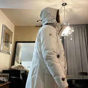 Women's Snow White Hooded Ski Jacket